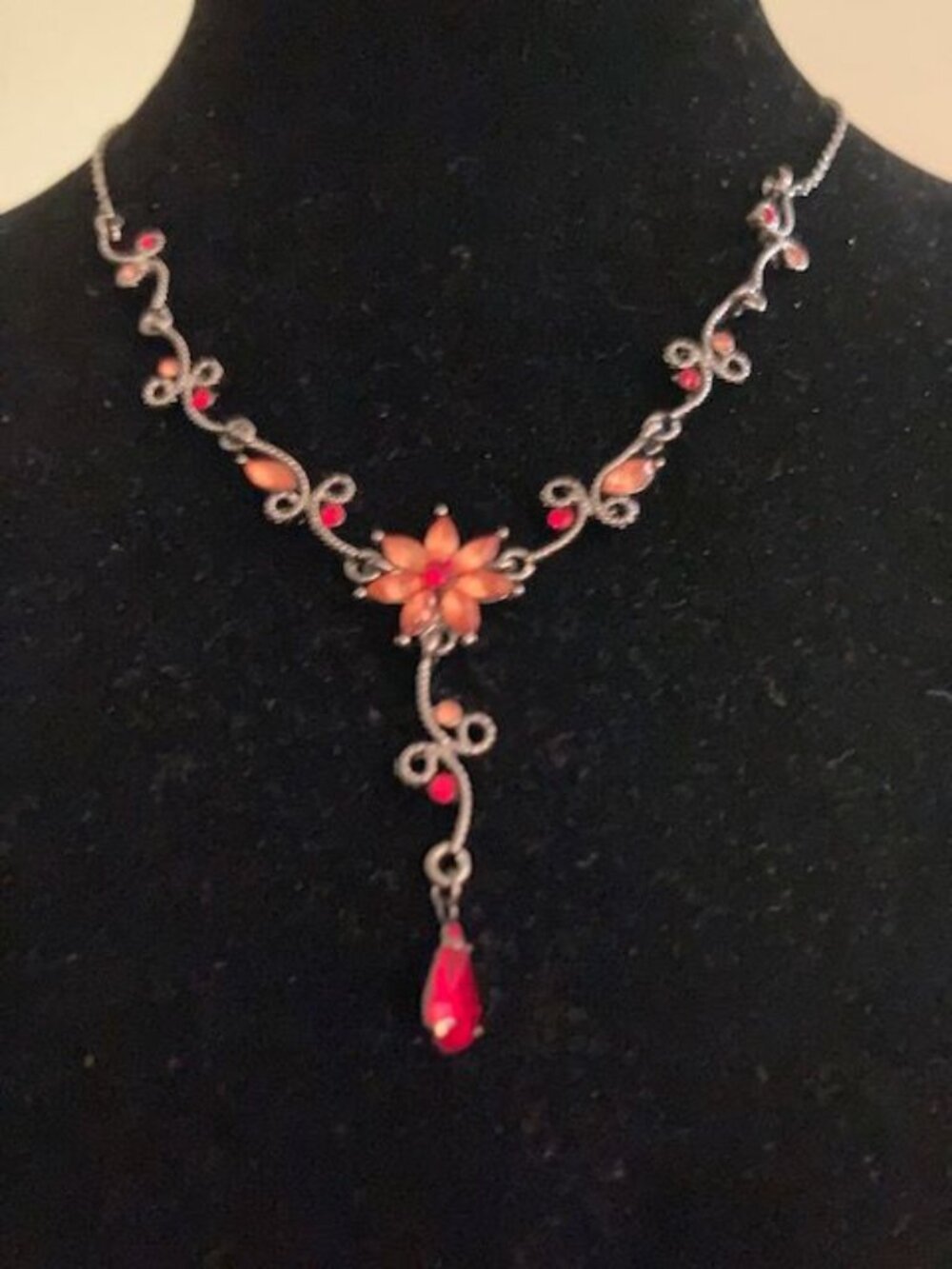 Red and Orange Mounted Stones on Silver Chain